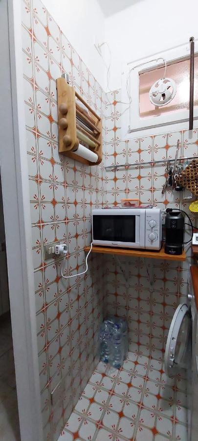 Apartamento Ampio Monolocale Con Terrazzo - A 2 Passi Dal Mare Latte Exterior foto
